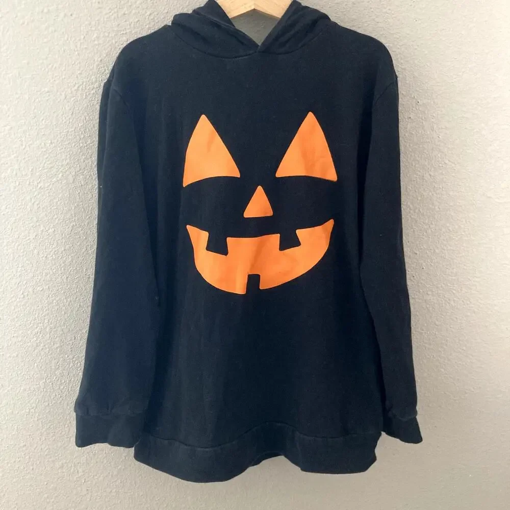 Halloween Outfit - Cat & Jack Spiderweb Leggings, Jack O'Lantern Hoodie - 7/8